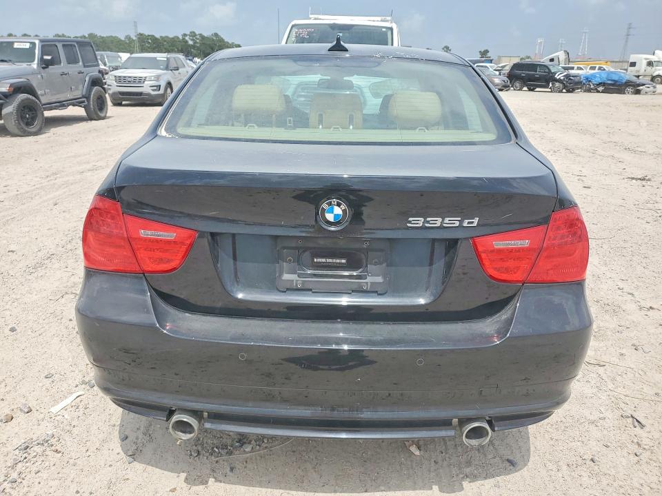 2009 BMW 3 series VIN WBAPN73579A265955 COPART salvage auction — NORMAL WEAR, TX - CERTIFICATE OF TITLE, sold $3,600 on 2026-07-31 (photo 6)