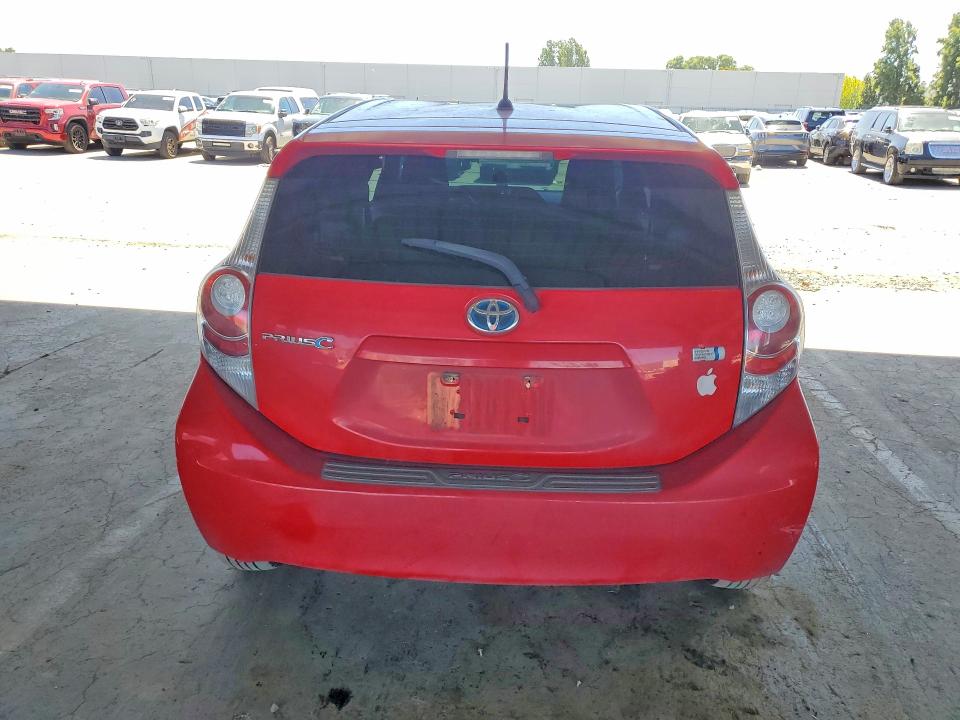 2014 Toyota Prius c VIN JTDKDTB30E1082755 COPART salvage auction — FRONT END, CA - SALVAGE CERTIFICATE, sold $1,150 on 2026-07-09 (photo 6)