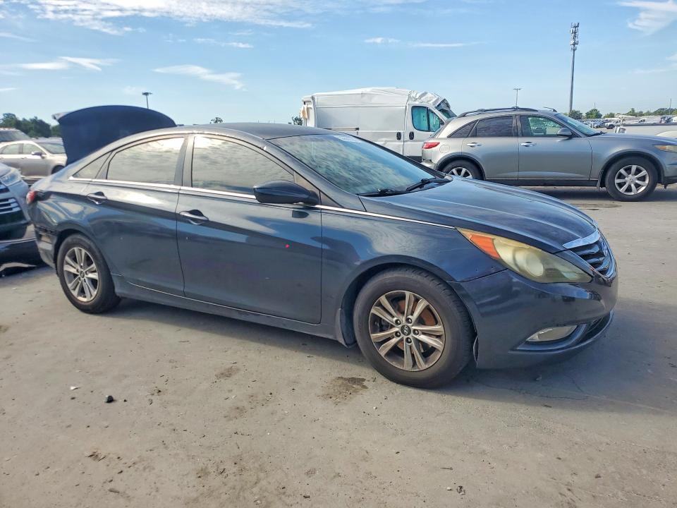 2013 Hyundai Sonata VIN 5NPEB4ACXDH625756 COPART salvage auction — REAR END, Fl - Cert Of Title Slvg Rebuildable, sold $350 on 2026-07-20 (photo 4)