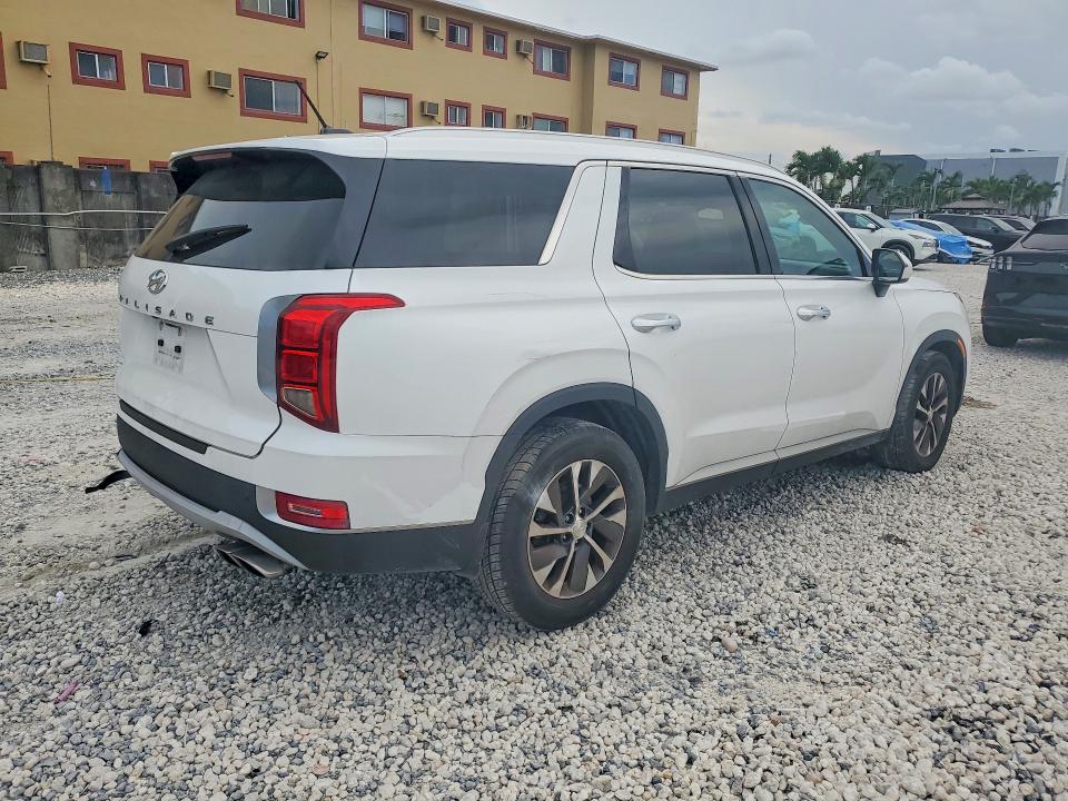 2021 Hyundai VIN KM8R24HE3MU277390 COPART salvage auction — SIDE, Fl - Certificate Of Destruction, sold $7,100 on 2026-07-31 (photo 3)