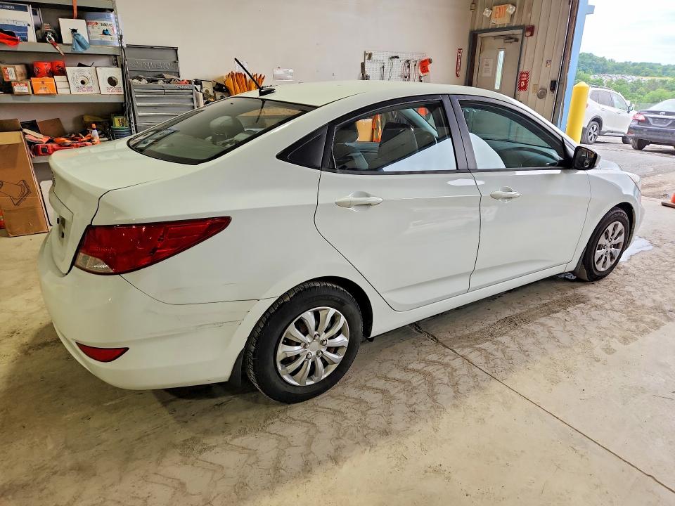 2015 Hyundai Accent VIN KMHCT4AE4FU847011 COPART salvage auction — MINOR DENT/SCRATCHES, Md - Certificate Of Title, sold $800 on 2026-07-02 (photo 3)