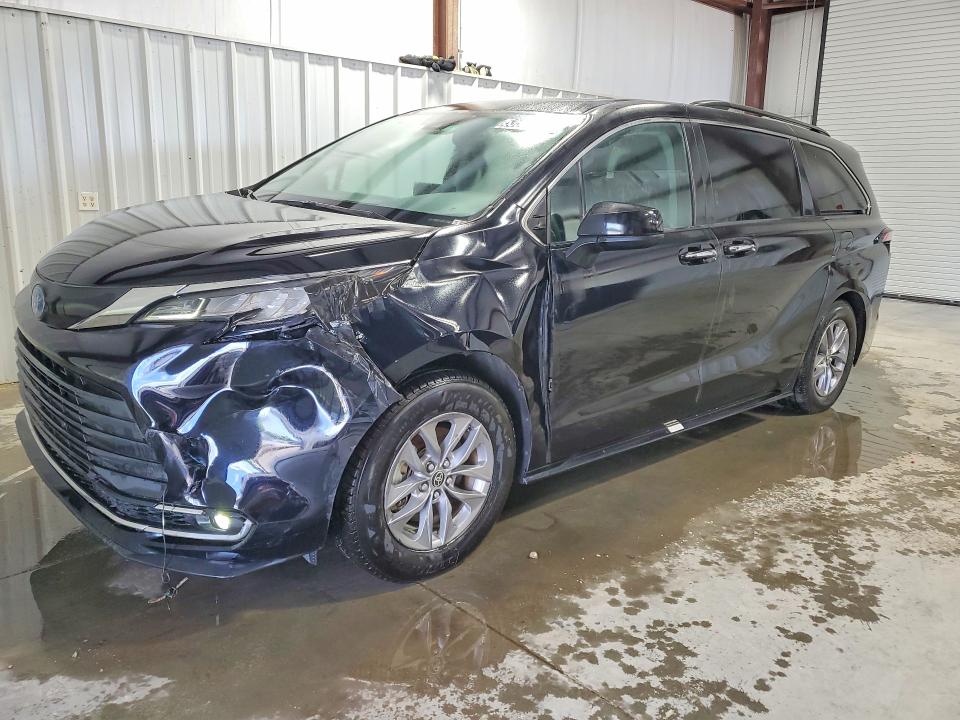 2021 Toyota Sienna VIN 5TDYRKEC4MS059465 COPART salvage auction — FRONT END, KY - CERTIFICATE OF TITLE, sold $21,250 on 2026-07-21 (photo 1)