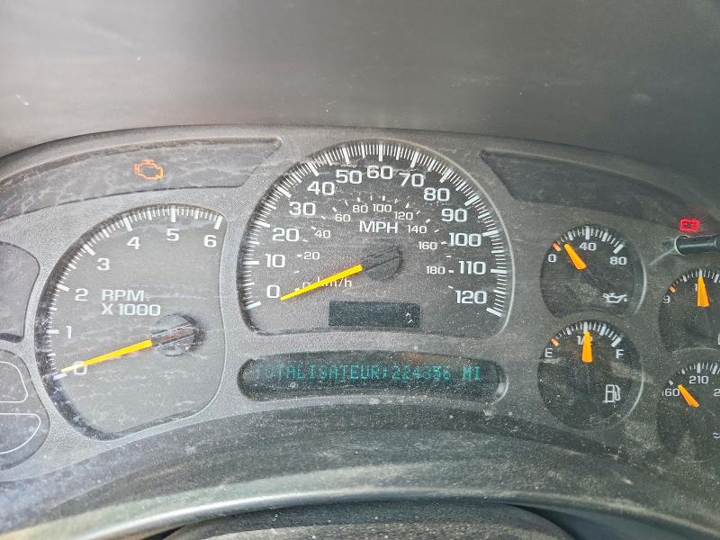 2003 Gmc Yukon xl VIN 3GKEC16T53G250438 COPART salvage auction — MECHANICAL, Wy - Certificate Of Title, sold $325 on 2026-07-31 (photo 9)