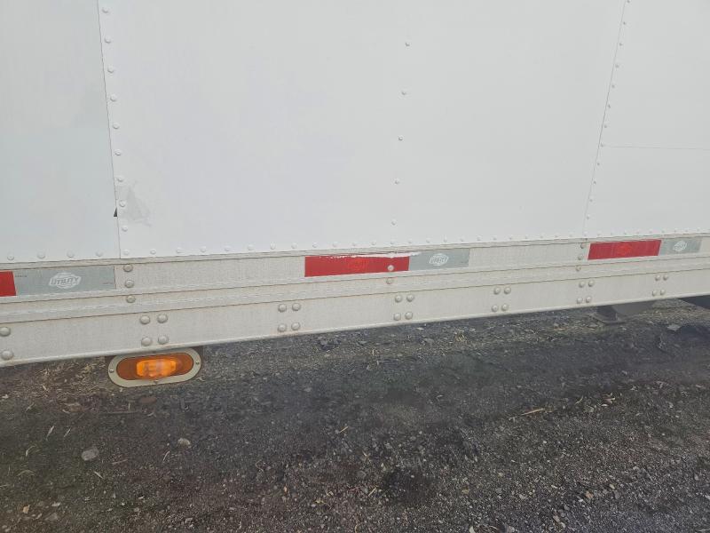 2017 Utility Vs2ra VIN 1UYVS2489H6071901 COPART salvage auction — NORMAL WEAR, FL - CERTIFICATE OF TITLE, sold $4,000 on 2026-09-18 (photo 5)
