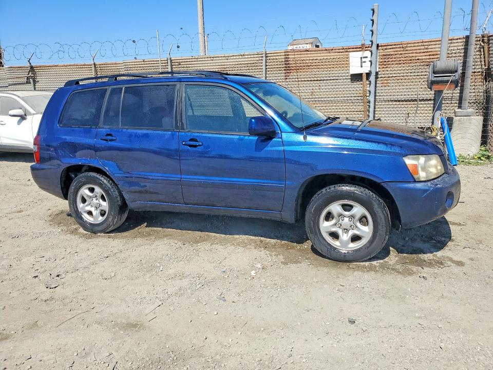2004 Toyota Highlander VIN JTEGD21A240104755 COPART salvage auction — REAR END, Ca - Salvage Certificate, sold $800 on 2026-07-02 (photo 4)