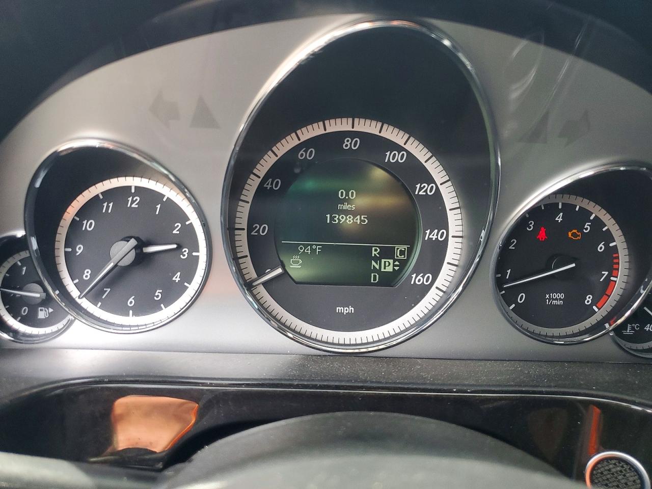 2010 Mercedes-Benz E-Class VIN WDDHF8HB5AA096313 COPART salvage auction — Minor Dent/Scratches, OH - CERTIFICATE OF TITLE, sold $800 on 2026-07-01 (photo 9)