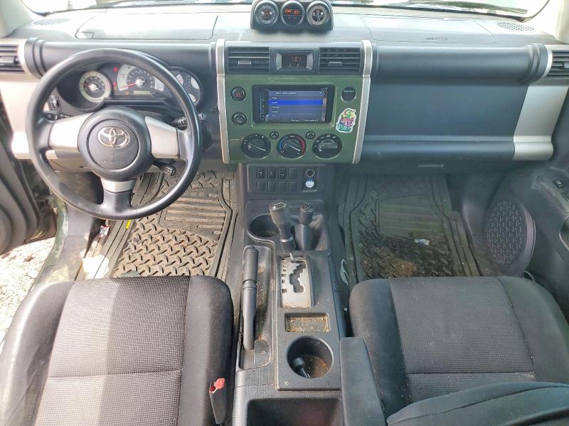 2010 Toyota Fj cruiser VIN JTEBU4BF1AK084644 COPART salvage auction — MINOR DENT/SCRATCHES, Mi - Certificate Of Title (P), sold $7,700 on 2026-07-10 (photo 8)