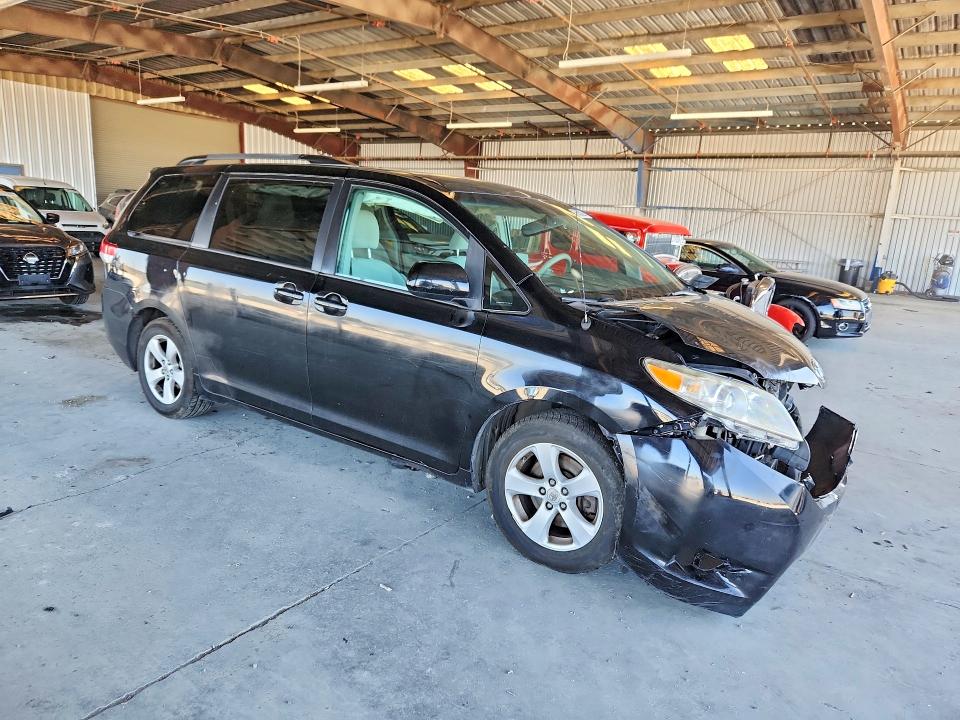 2012 Toyota Sienna VIN 5TDKK3DC0CS278469 COPART salvage auction — FRONT END, CA - SALVAGE CERTIFICATE, sold $1,250 on 2026-07-27 (photo 4)