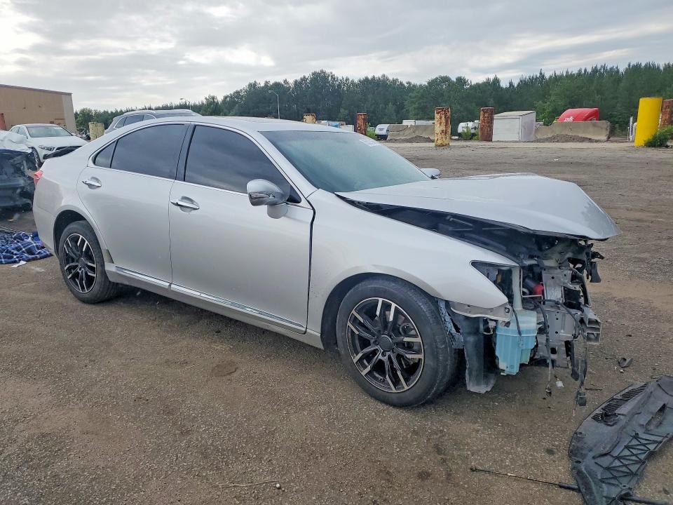 2010 Lexus ES VIN JTHBK1EG5A2407217 COPART salvage auction — FRONT END, Sc - Cert Of Title-Salvage, sold $600 on 2026-07-31 (photo 4)
