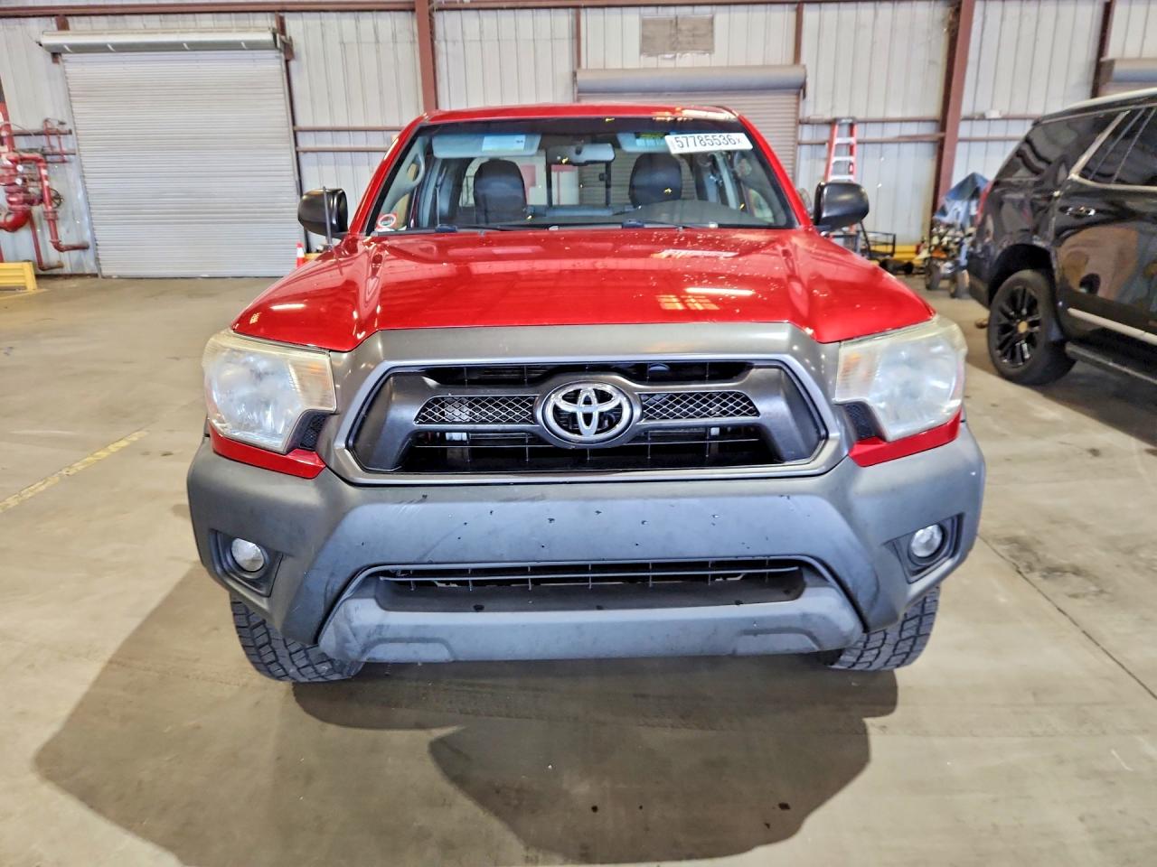 2015 Toyota Tacoma VIN 5TFUX4EN2FX036586 COPART salvage auction — Rear End, FL - CERT OF TITLE SLVG REBUILDABLE, sold $8,300 on 2026-07-01 (photo 5)