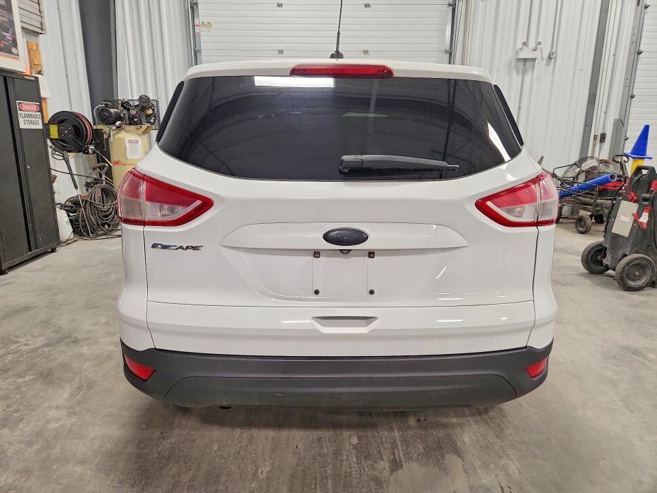 2015 Ford Escape VIN 1FMCU0F78FUA33251 COPART salvage auction — MINOR DENT/SCRATCHES, QC - AUCUNE MENTION, sold $1,800 on 2026-07-03 (photo 6)