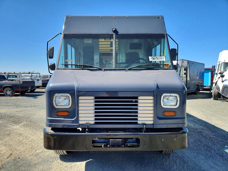 2020 Ford F59 VIN 1F65F5KN5L0A05308 COPART salvage auction — MINOR DENT/SCRATCHES, Ca - Dis/Dlr/Exp Only Clean Title, sold $3,500 on 2026-07-21 (photo 5)