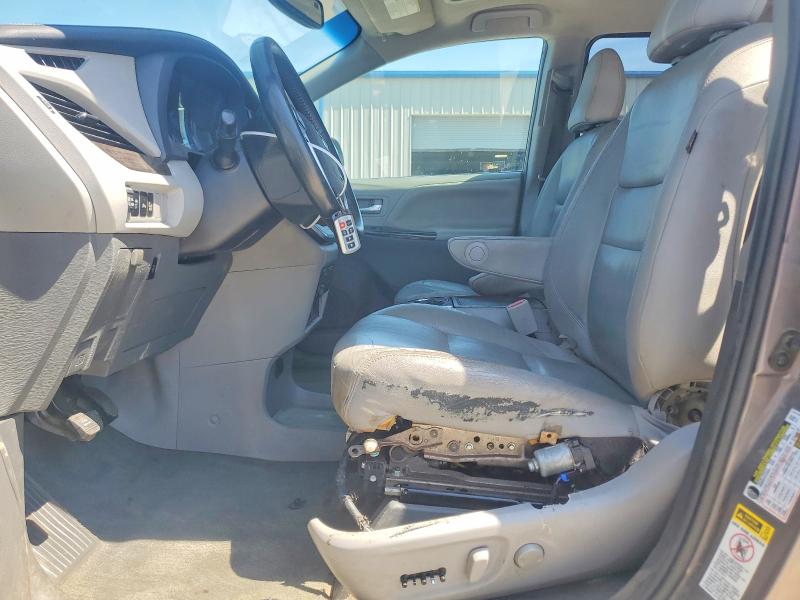 2017 Toyota VIN 5TDYZ3DC0HS815290 COPART salvage auction — FRONT END, KY - CERT OF TITLE-SALVAGE, sold $3,150 on 2026-07-30 (photo 7)