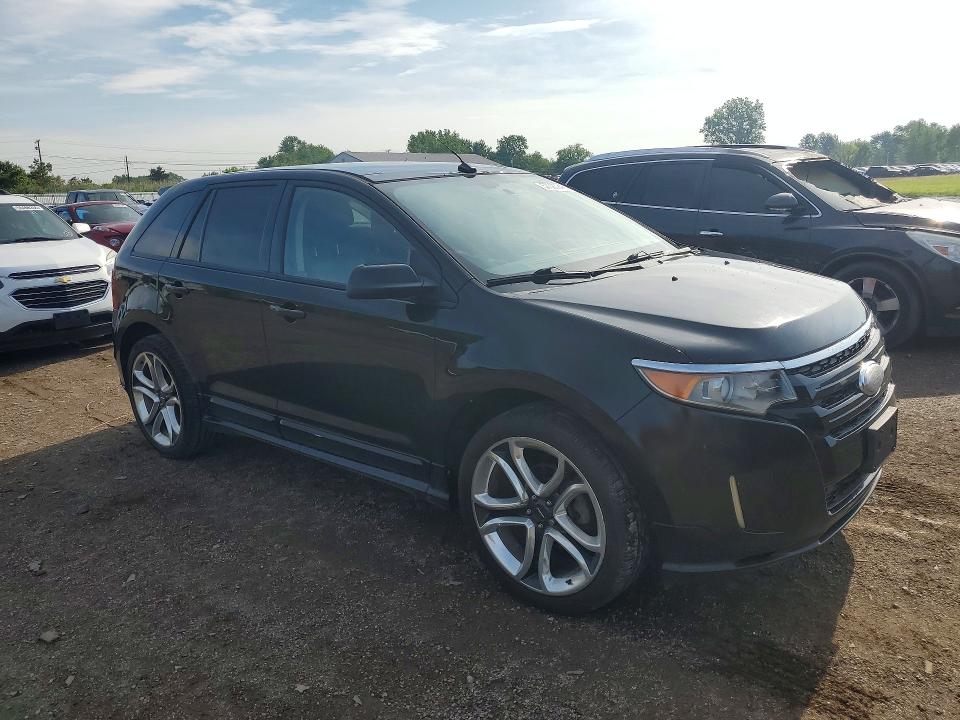 2011 Ford Edge VIN 2FMDK3AK9BBB34743 COPART salvage auction — MINOR DENT/SCRATCHES, Oh - Certificate Of Title (P), sold $2,300 on 2026-07-09 (photo 4)