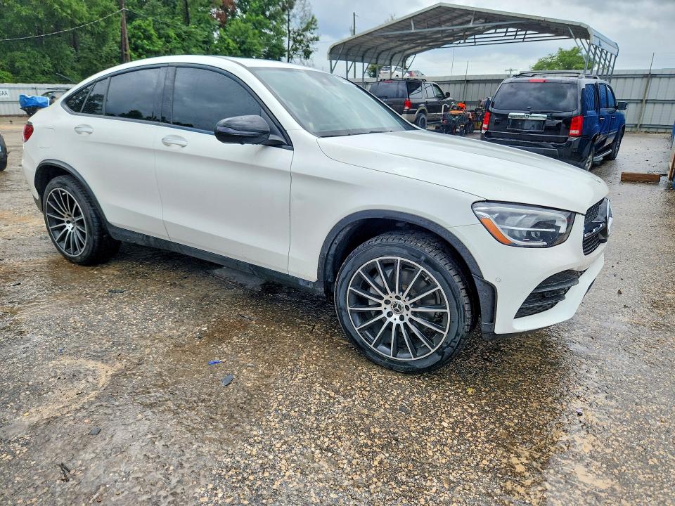 2021 Mercedes-benz Glc VIN W1N0J8EB9MF939813 COPART salvage auction — SIDE, Fl - Cert Of Title Slvg Rebuildable, sold $25 on 2026-07-31 (photo 4)