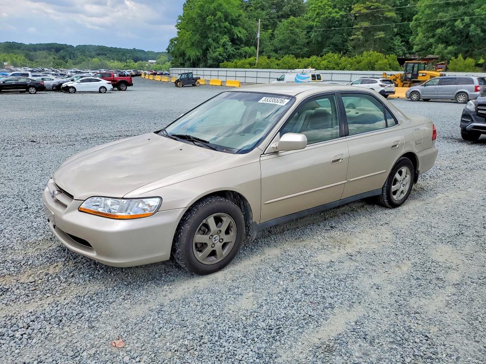 2000 Honda Accord VIN JHMCG5677YC040546 COPART salvage auction — SIDE, NC - SALVAGE CERTIFICATE OF TITLE, sold $975 on 2026-07-16 (photo 1)