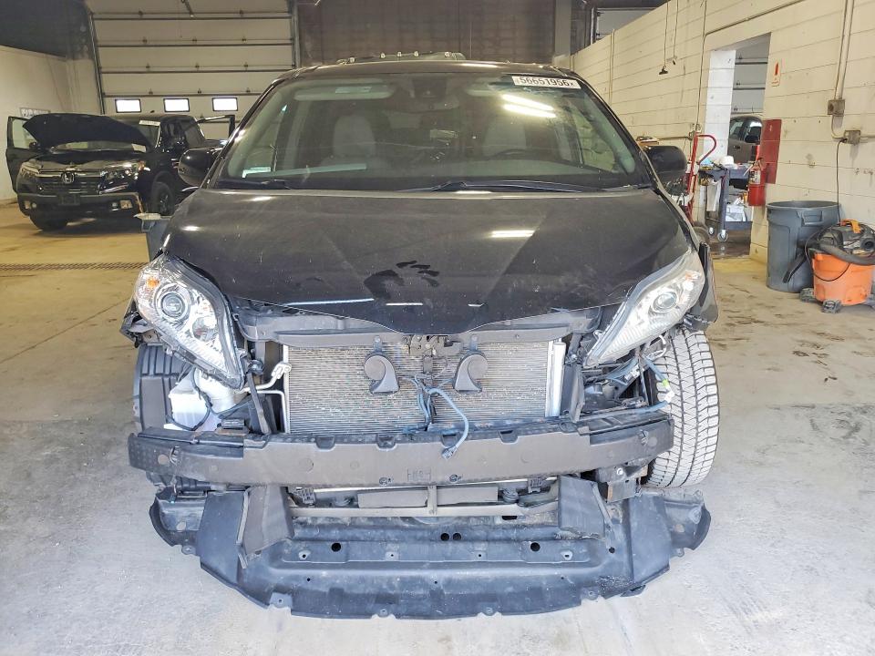 2020 Toyota Sienna VIN 5TDYZ3DC0LS069397 COPART salvage auction — FRONT END, Mn - Cert Of Title-Salvage, sold $1,150 on 2026-07-30 (photo 5)