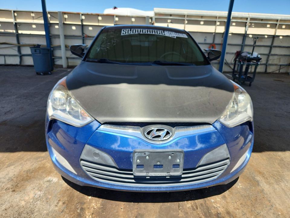 2017 Hyundai Veloster VIN KMHTC6AD4HU311553 COPART salvage auction — MINOR DENT/SCRATCHES, Nm - Cert Of Title-Salvage, sold $2,000 on 2026-07-06 (photo 5)