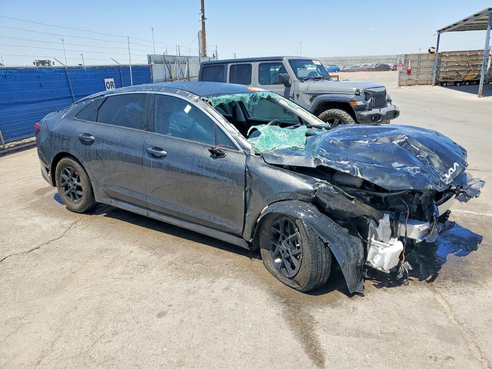 2025 Kia K5 VIN KNAG24J79S5345073 COPART salvage auction — ROLLOVER, TX - CERTIFICATE OF TITLE, sold $1,850 on 2026-07-14 (photo 4)