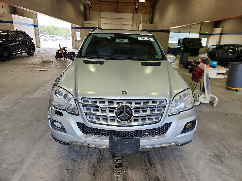 2009 Mercedes-benz Ml-class VIN 4JGBB86E89A511964 COPART salvage auction — FRONT END, Va - Certificate Of Title, sold $450 on 2026-07-10 (photo 5)