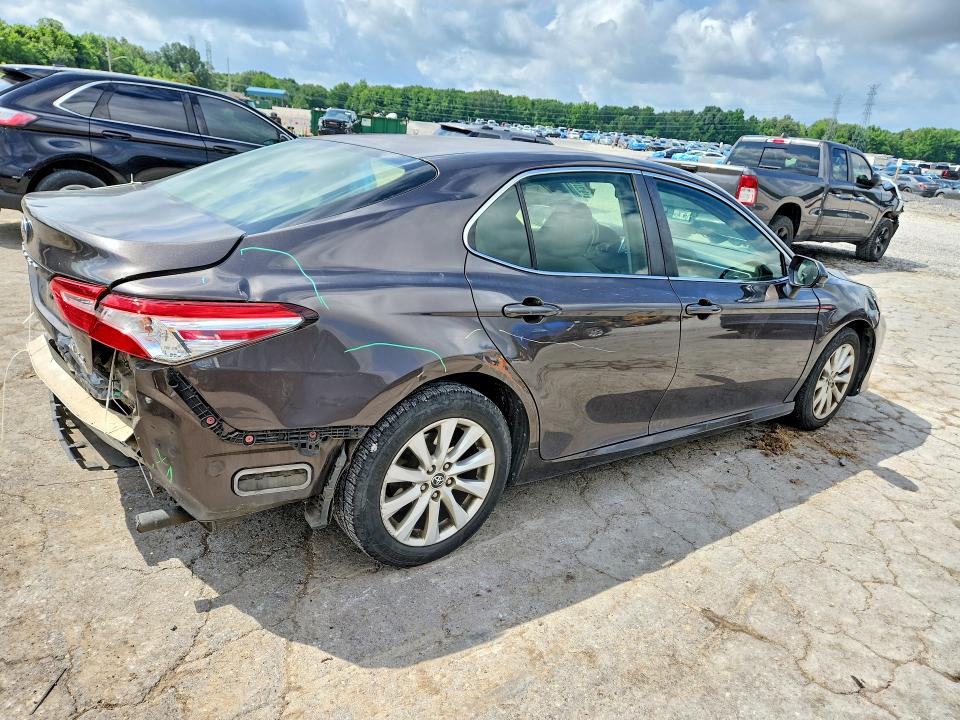 2018 Toyota Camry VIN JTNB11HK6J3043884 COPART salvage auction — REAR END, Tn - Salvage Certificate, sold $4,350 on 2026-07-07 (photo 3)