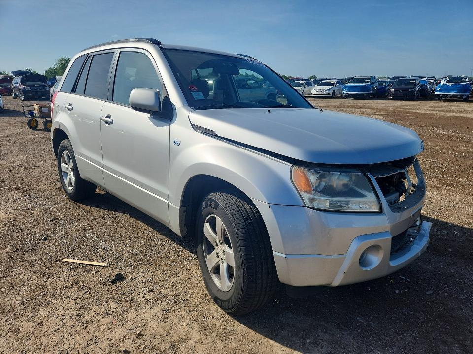 2008 Suzuki Grand vitara VIN JS3TD944484102765 COPART salvage auction — SIDE, IL - SALVAGE CERTIFICATE, sold $425 on 2026-07-16 (photo 4)