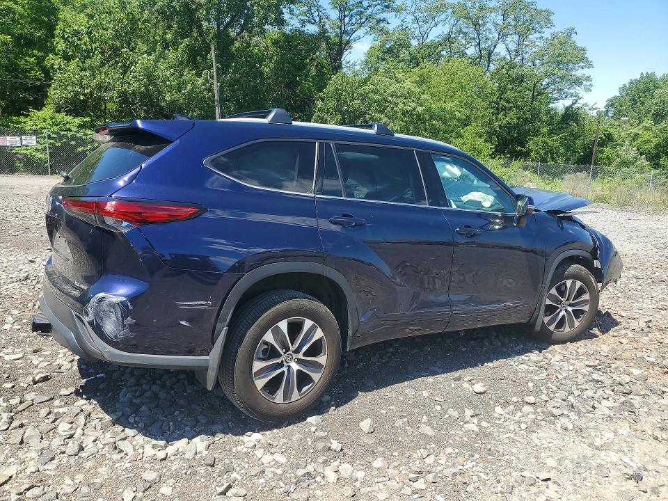 2022 Toyota Highlander VIN 5TDGZRBH5NS228138 COPART salvage auction — FRONT END, Ny - Mv-907A Salvage Certificate, sold $8,200 on 2026-07-07 (photo 3)