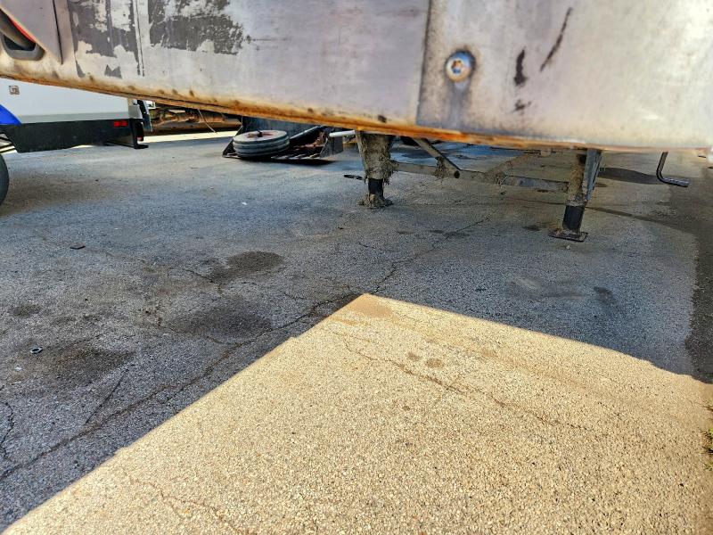 2018 Wabash Uk VIN 1JJV532D8JL048068 COPART salvage auction — ROLLOVER, OH - CERT OF TITLE-SALVAGE, sold $125 on 2026-07-09 (photo 8)