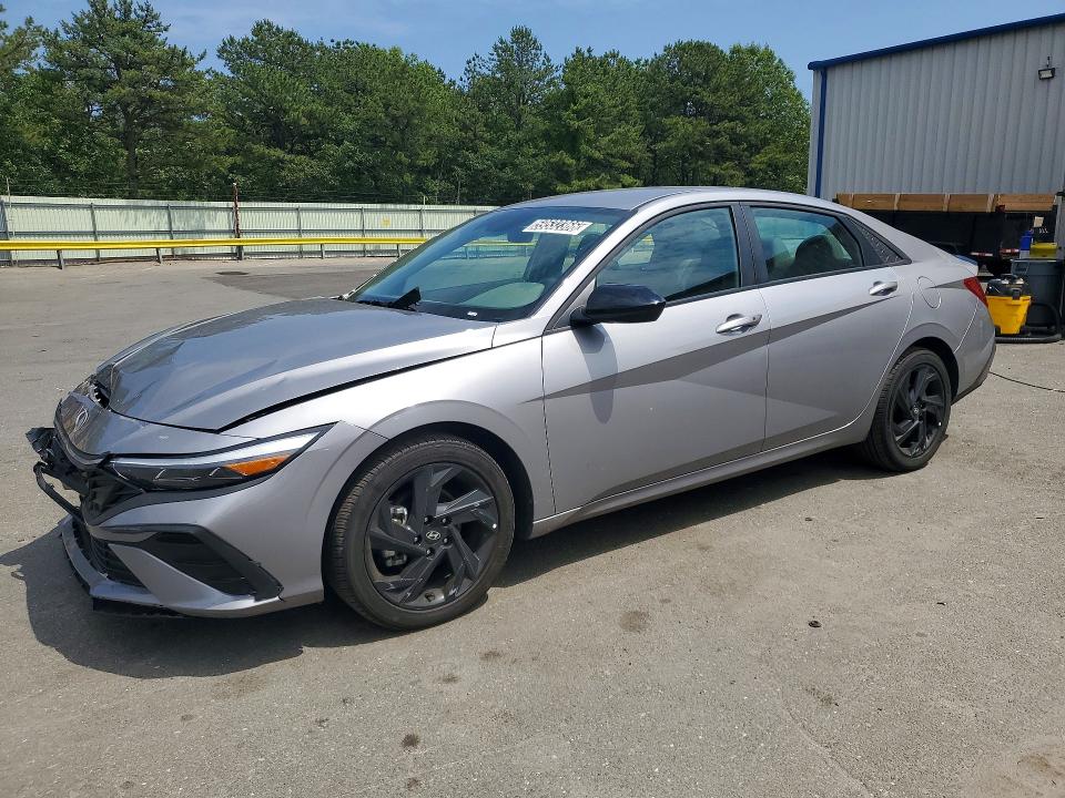 2026 Hyundai Elantra VIN KMHLM4DG3TU111358 COPART salvage auction — FRONT END, VA - CERT OF TITLE - SALVAGE, sold $6,500 on 2026-07-27 (photo 1)