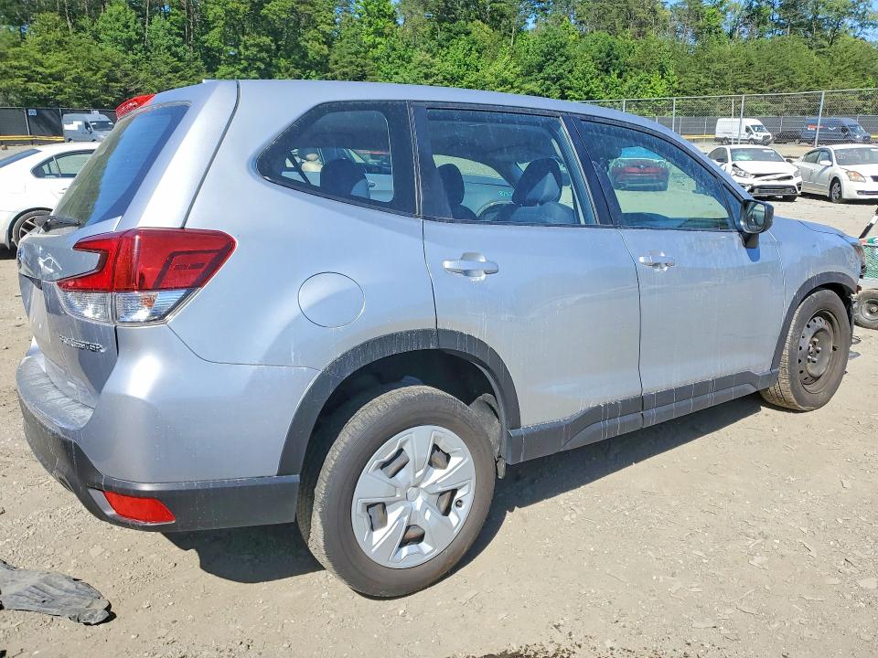 2019 Subaru Forester VIN JF2SKAACXKH476926 COPART salvage auction — FRONT END, Md - Cert Of Salvage > 75% Damage, sold $2,050 on 2026-07-17 (photo 3)