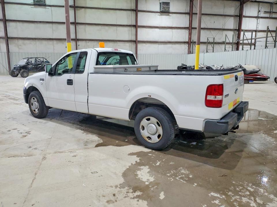 2008 Ford F-150 lightning VIN 1FTRF12238KB62988 COPART salvage auction — MINOR DENT/SCRATCHES, Ky - Certificate Of Title, sold $2,050 on 2026-07-09 (photo 2)