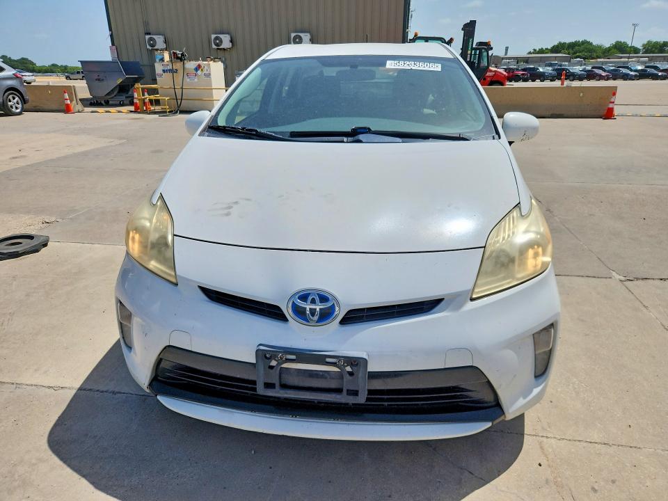 2012 Toyota Prius VIN JTDKN3DU6C1582385 COPART salvage auction — MINOR DENT/SCRATCHES, TX - CERTIFICATE OF TITLE, sold $2,950 on 2026-07-23 (photo 5)
