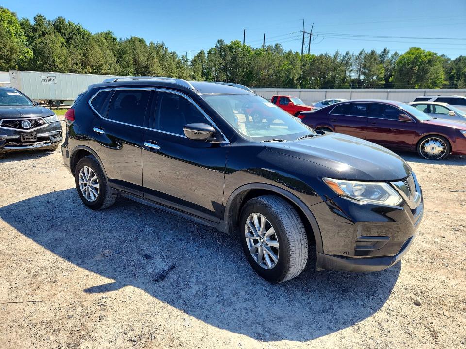 2017 Nissan Rogue VIN JN8AT2MV5HW025468 COPART salvage auction — SIDE, Va - Cert Of Title - Salvage, sold $1,100 on 2026-07-27 (photo 4)