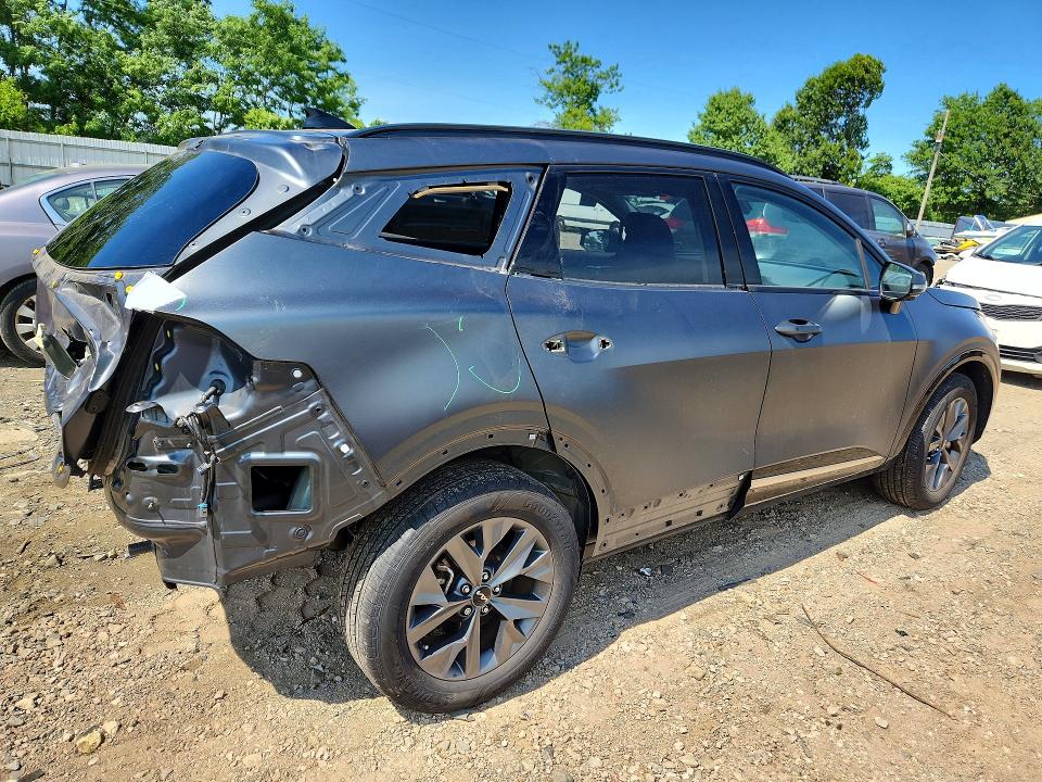 2024 Kia Sportage VIN KNDPXCDG4R7131259 COPART salvage auction — REAR END, Nj - Cert Of Title-Salvage, sold $9,800 on 2026-07-27 (photo 3)