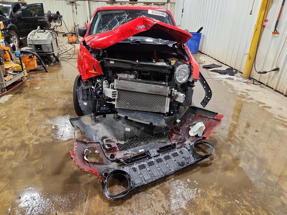 2021 Jeep Renegade VIN ZACNJDABXMPM39813 COPART salvage auction — FRONT END, Pa - Certificate Of Salvage, sold $1,450 on 2026-07-14 (photo 5)