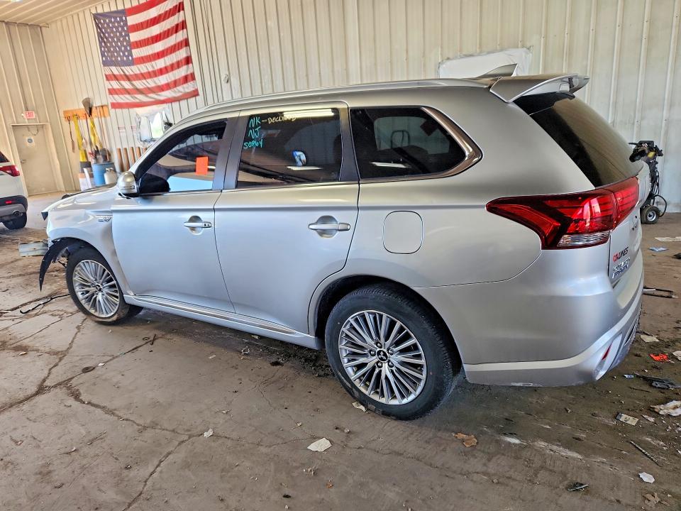 2020 Mitsubishi Outlander VIN JA4J24A50LZ029153 COPART salvage auction — FRONT END, MI - CERTIFICATE OF TITLE, sold $4,300 on 2026-07-27 (photo 2)