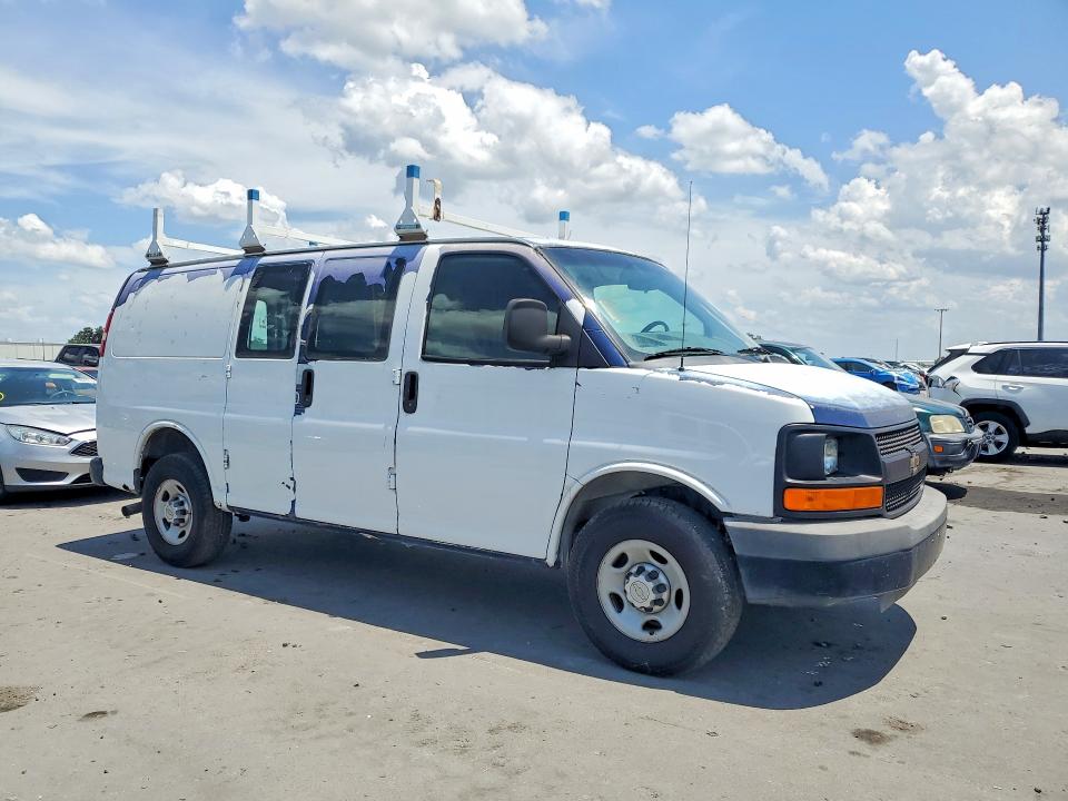 2012 Chevrolet Express 2500 VIN 1GCWGFBA5C1201499 COPART salvage auction — MINOR DENT/SCRATCHES, Fl - Certificate Of Title, sold $1,600 on 2026-07-09 (photo 4)