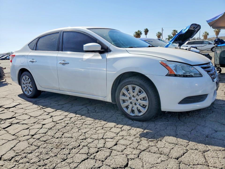 2015 Nissan Sentra VIN 3N1AB7AP7FY247794 COPART salvage auction — MINOR DENT/SCRATCHES, Ca - Dis/Dlr/Exp Only Clean Title (P), sold $875 on 2026-07-02 (photo 4)