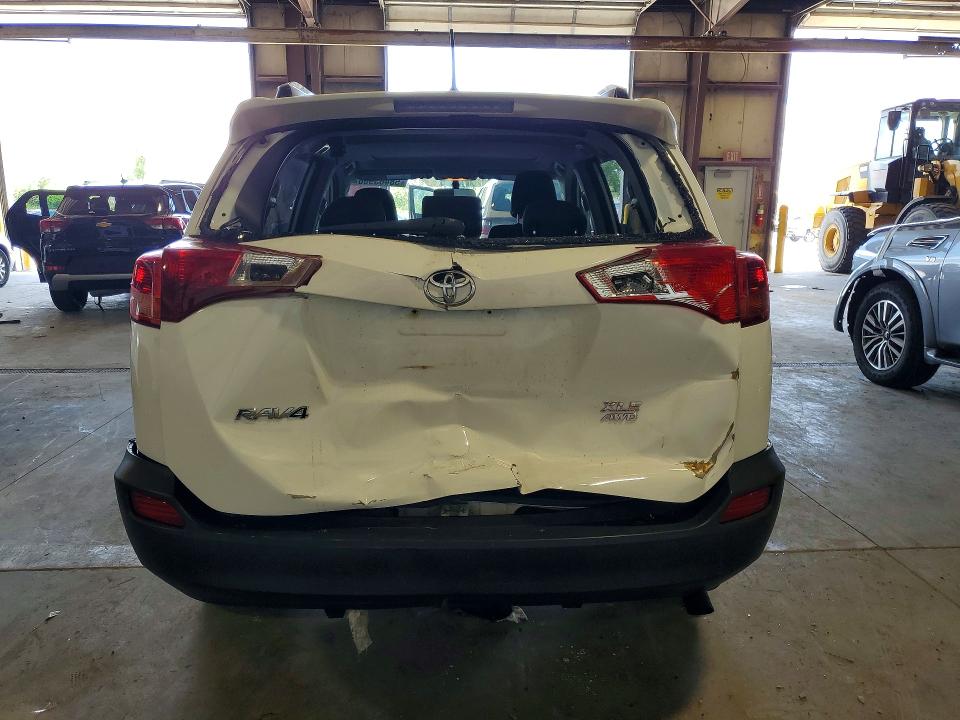 2015 Toyota Rav4 VIN JTMRFREV5FJ039961 COPART salvage auction — REAR END, Il - Salvage Certificate, sold $4,300 on 2026-07-15 (photo 6)