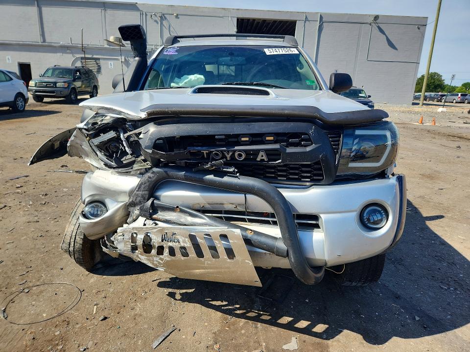 2005 Toyota VIN 5TEMU52N05Z109612 COPART salvage auction — FRONT END, Va - Cert Of Title - Salvage, sold $3,600 on 2026-07-08 (photo 5)