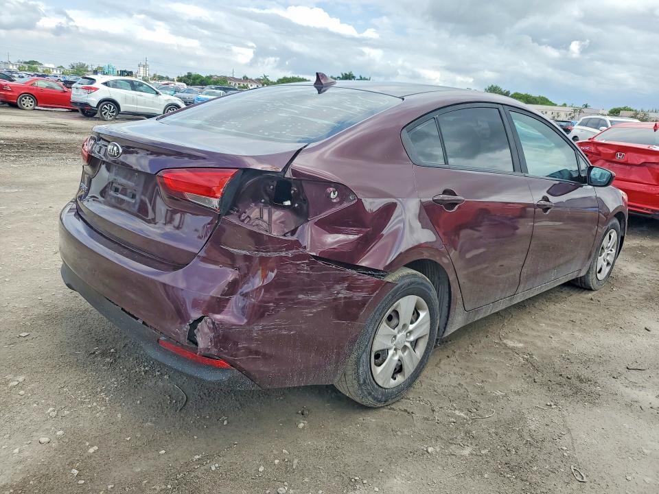 2018 Kia Forte VIN 3KPFK4A71JE196692 COPART salvage auction — SIDE, Fl - Cert Of Title Slvg Rebuildable (P), sold $1,150 on 2026-07-09 (photo 3)