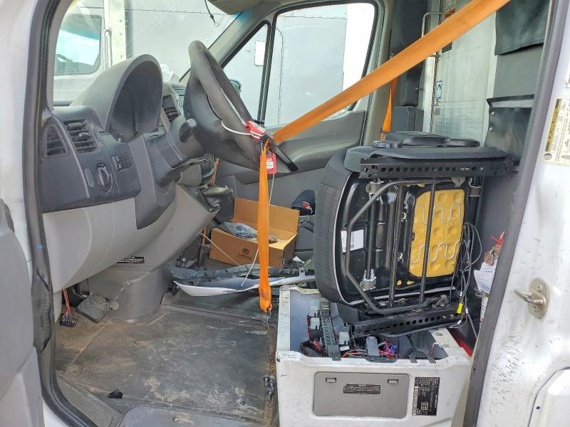 2014 Mercedes-benz Sprinter 2500 VIN WD3PE8DE8E5901156 COPART salvage auction — FRONT END, TX - CERTIFICATE OF TITLE, sold $200 on 2026-07-23 (photo 7)