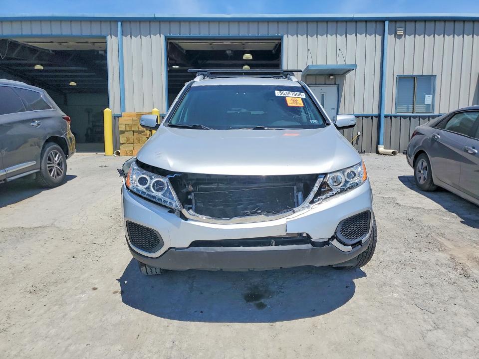 2012 Kia Sorento VIN 5XYKTDA27CG192457 COPART salvage auction — FRONT END, Pa - Certificate Of Salvage, sold $375 on 2026-07-24 (photo 5)