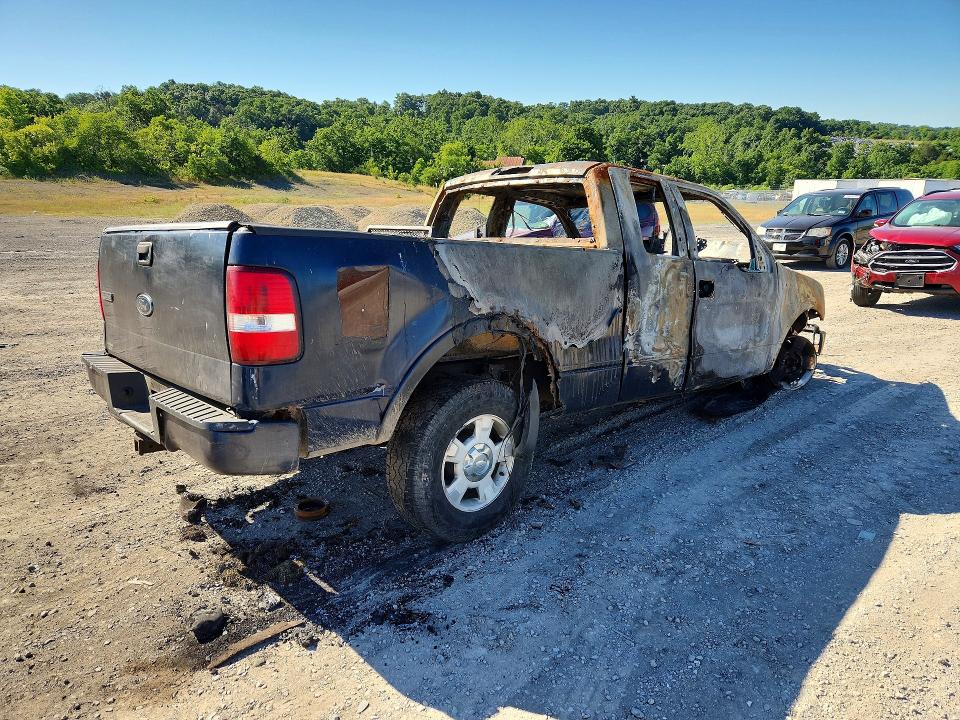 2004 Ford F-150 lightning VIN 1FTPX14504NC73437 COPART salvage auction — BURN, PA - CERTIFICATE OF SALVAGE, sold $350 on 2026-07-02 (photo 3)