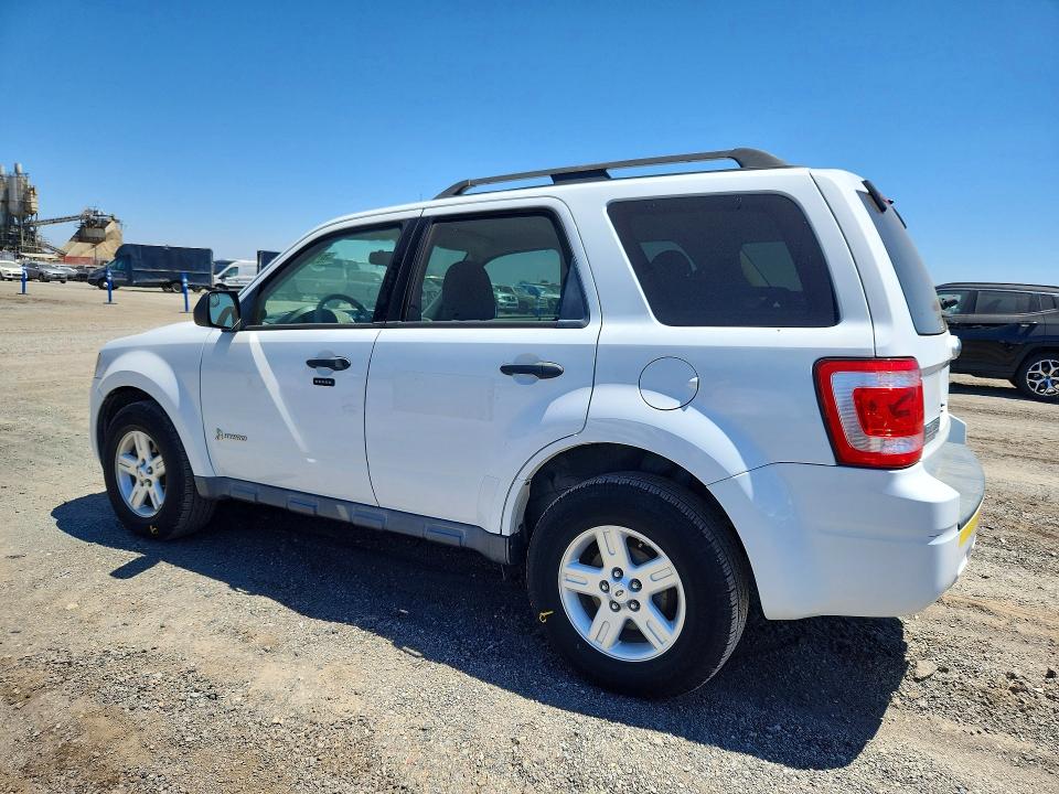 2011 Ford Escape hybrid VIN 1FMCU5K38BKB48809 COPART salvage auction — MINOR DENT/SCRATCHES, CA - DIS/DLR/EXP ONLY CLEAN TITLE, sold $4,600 on 2026-07-09 (photo 2)