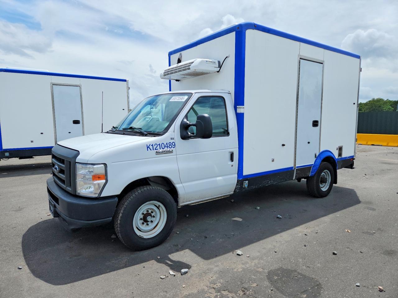 2023 Ford E-350 VIN 1FDWE3FK3PDD14715 — COPART salvage auction photo