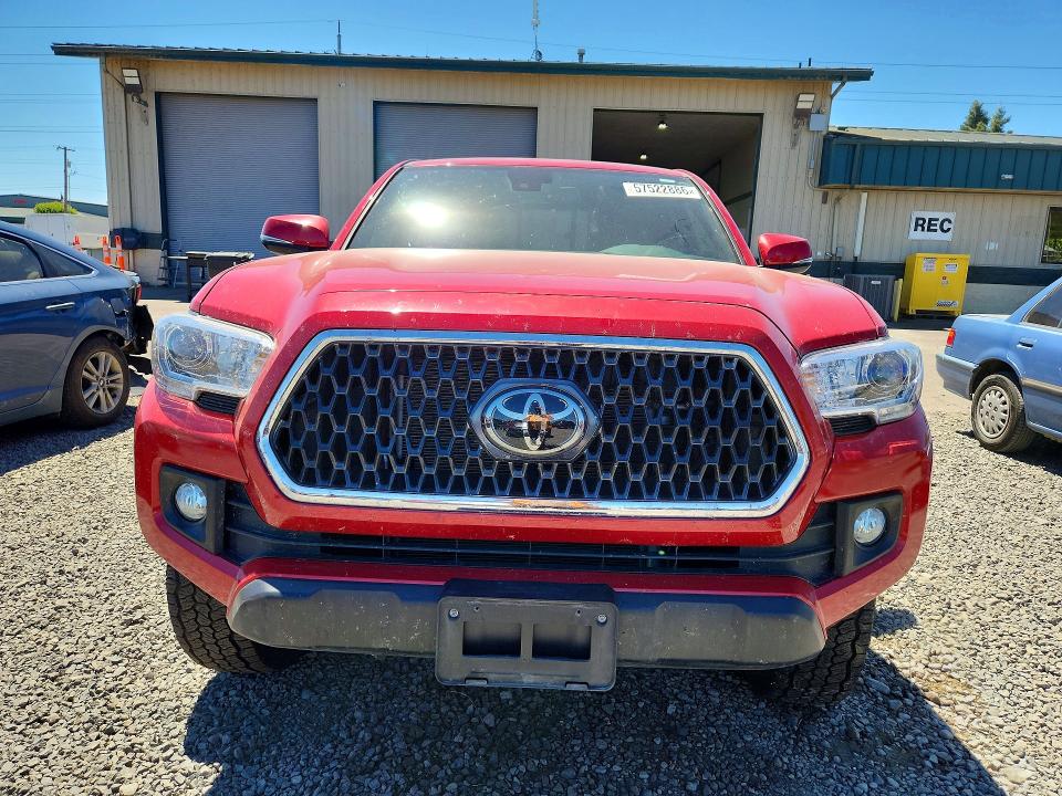 2019 Toyota Tacoma VIN 5TFSZ5AN5KX167177 COPART salvage auction — SIDE, Or - Salvage Title Certificate, sold $4,100 on 2026-07-28 (photo 5)