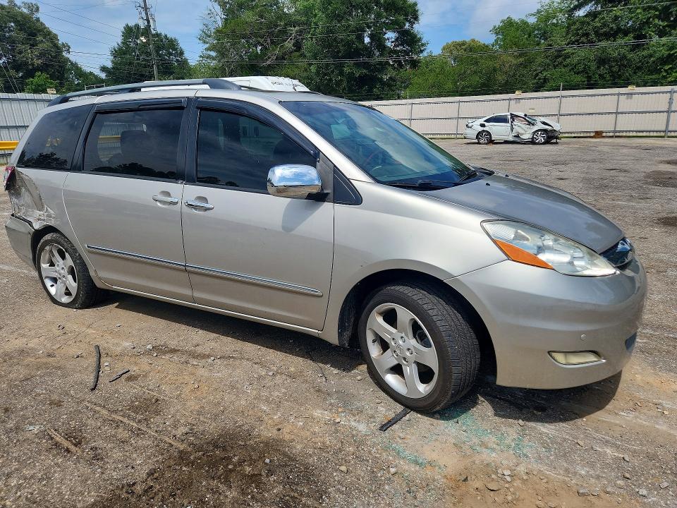 2006 Toyota Sienna VIN 5TDZA22CX6S447626 COPART salvage auction — REAR END, Fl - Cert Of Title Slvg Rebuildable, sold $300 on 2026-07-13 (photo 4)