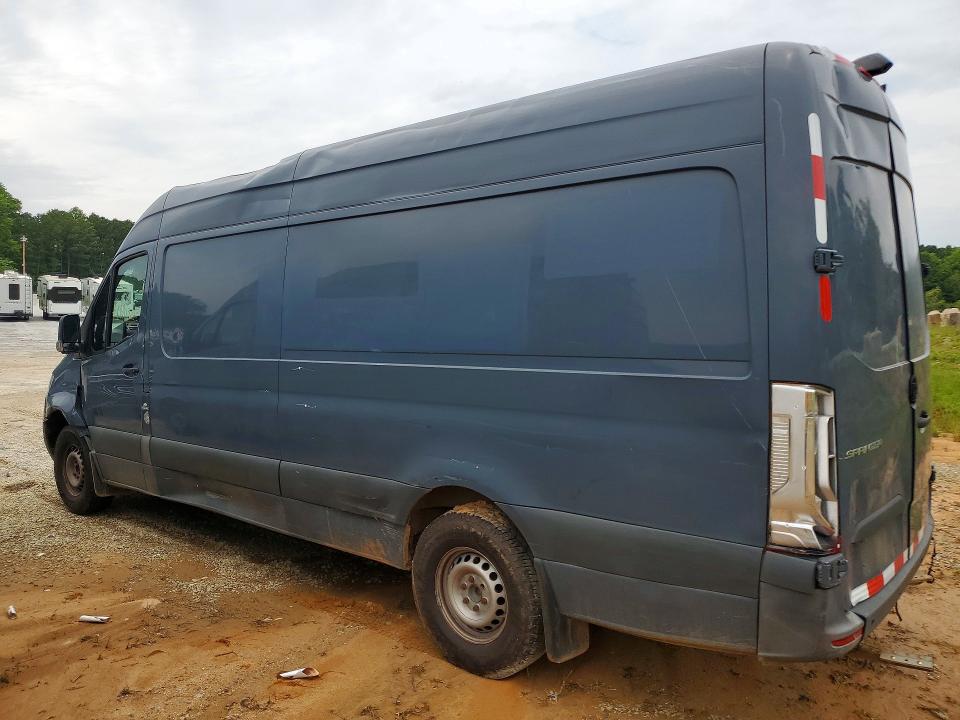 2019 Mercedes-benz Sprinter VIN WD4PF1CD7KP145702 COPART salvage auction — ALL OVER, Ga - Certificate Of Title, sold $7,800 on 2026-07-29 (photo 2)