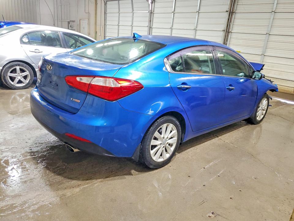 2015 Kia Forte VIN KNAFX4A80F5267584 COPART salvage auction — FRONT END, Tn - Salvage Certificate, sold $625 on 2026-07-21 (photo 3)